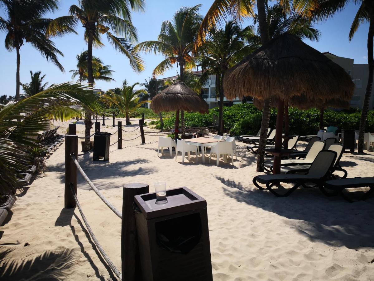 Beachside Corasol El Amanecer de Frida para 2 personas Playa del Carmen Bagian luar foto